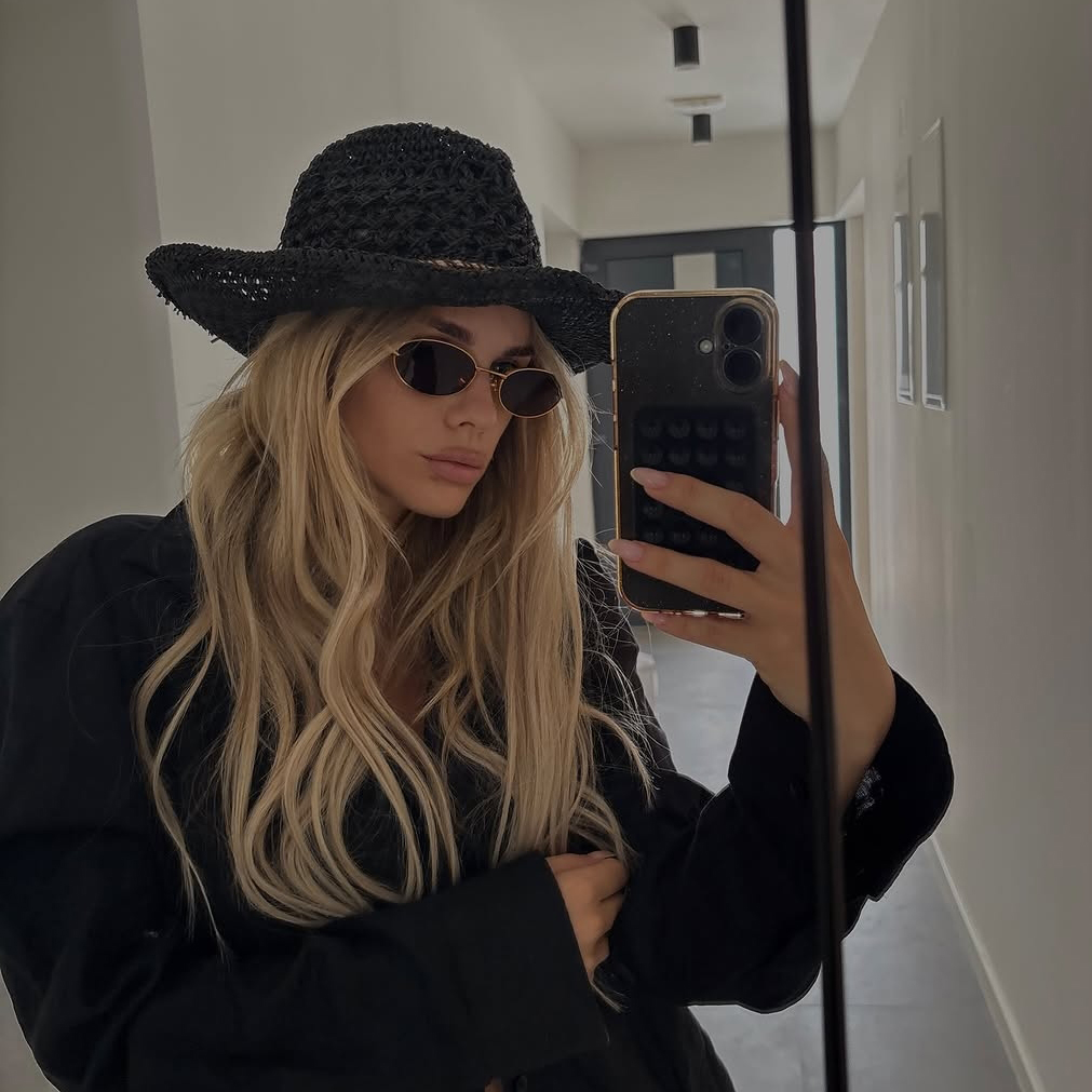 Oval shaped sunglasses for wom - đánh giá và giá Designer Sunglasses